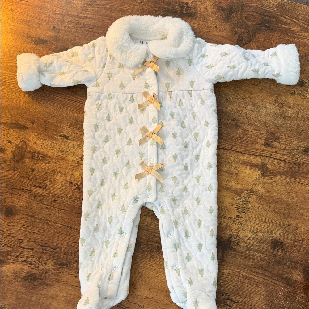 Adorable Holiday White and Gold Kids Footie